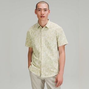 Lululemon Airing Easy Short Sleeve Shirt Ventlight Mesh Button Up Men’s